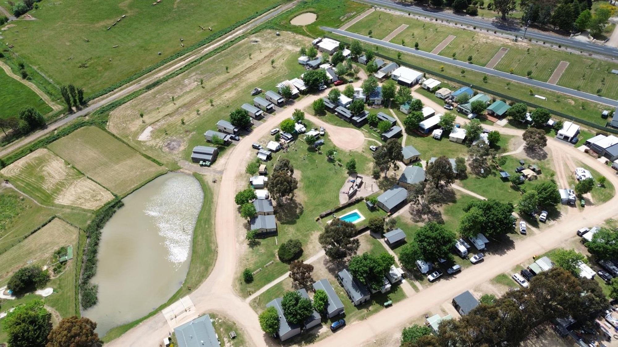 Mansfield Holiday Park Экстерьер фото